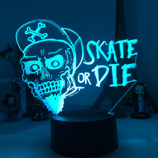 Lampka nocna LED One Piece – design Brook Skate or Die (niebieska)