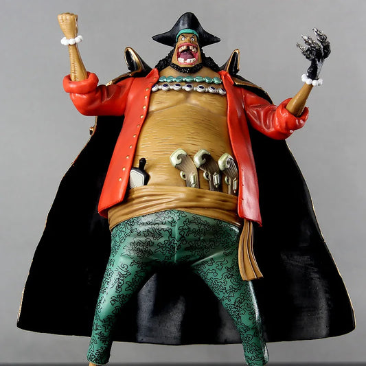 Statua One Piece — Czarnobrody (bojowe detale i czarny płaszcz)