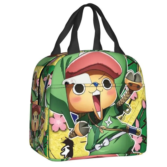 Torba termoizolacyjna One Piece – Tony Tony Chopper w zielonym, pełnym przygód stylu