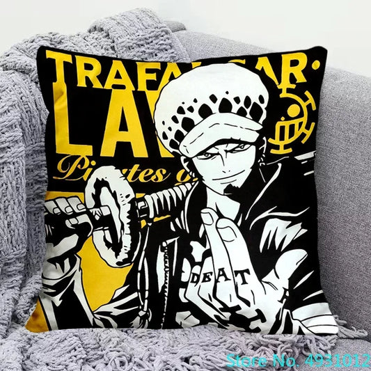 One Piece-kuddfodral – Trafalgar Law (45x45cm)