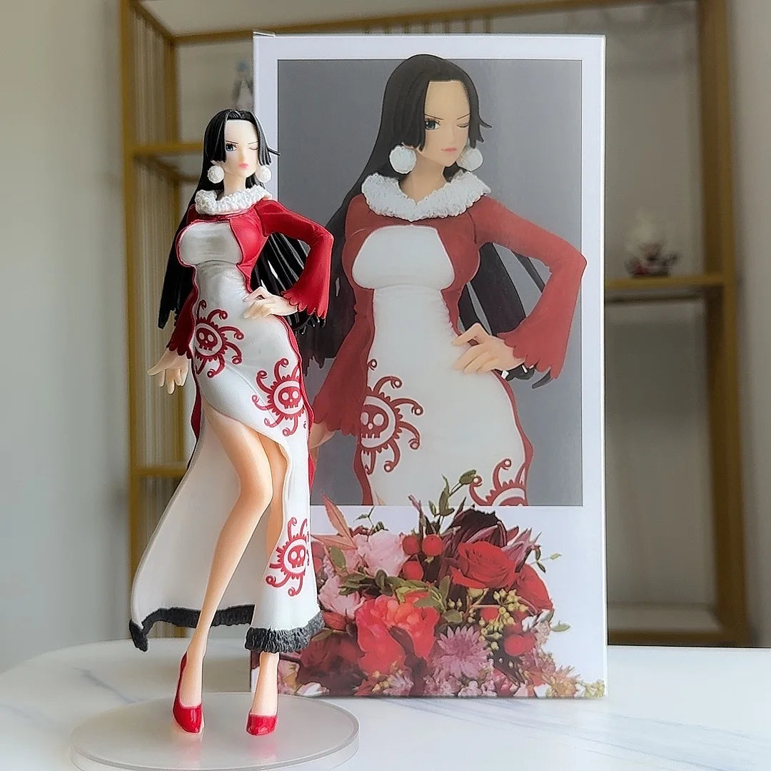One Piece-figur – Boa Hancock (den piratkejsarinnans röda klänning)