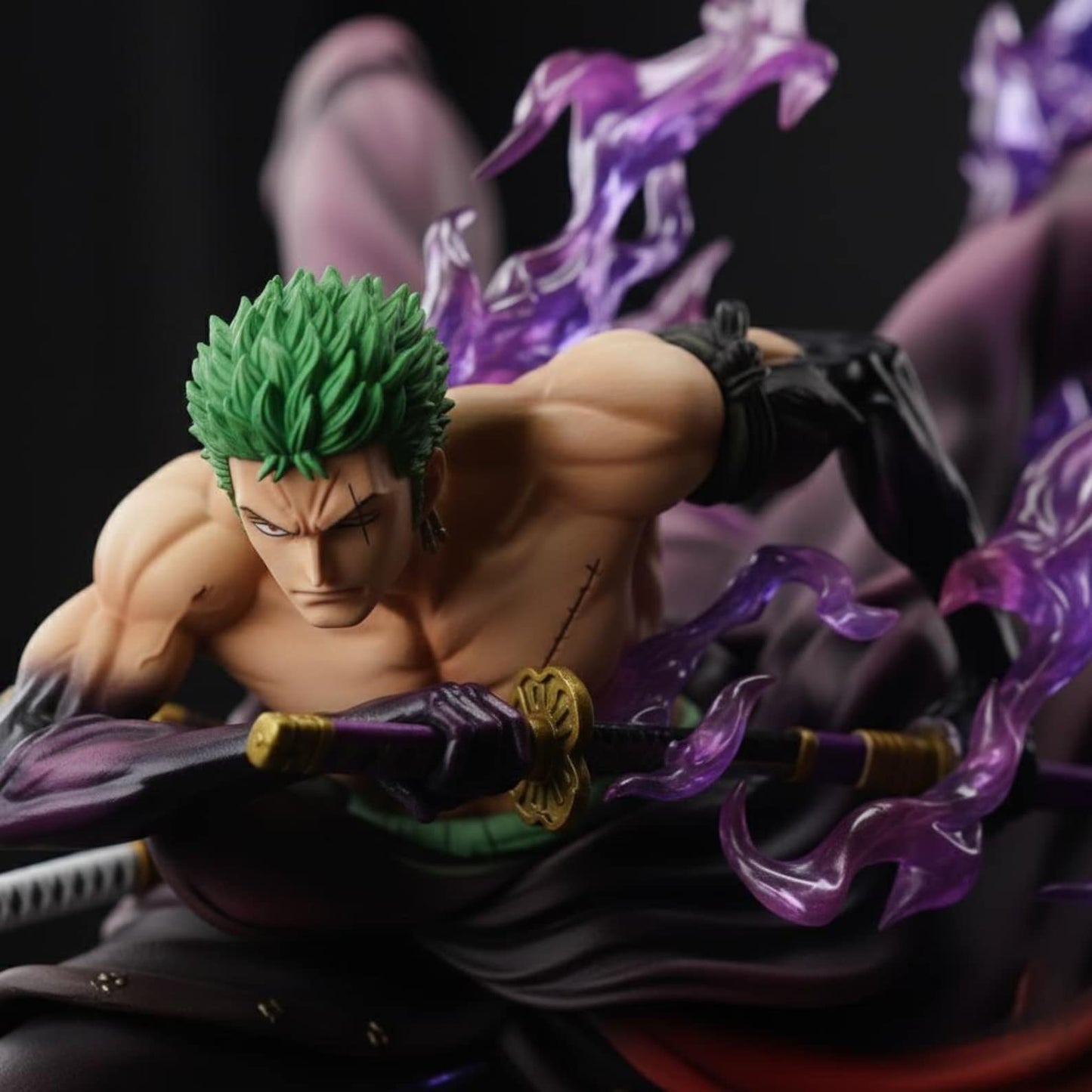 One Piece-figur – Roronoa Zoro med specialattack (lila effekter)